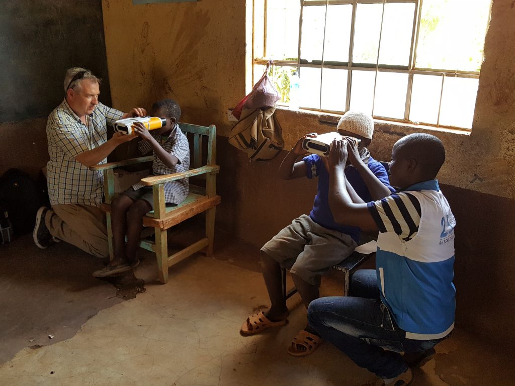 Dr. Lage visits Kenya for  screening of refractive error in children using the QuickSee